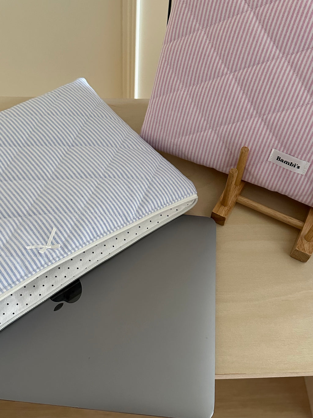 Hailey IPad/ Laptop Sleeve
