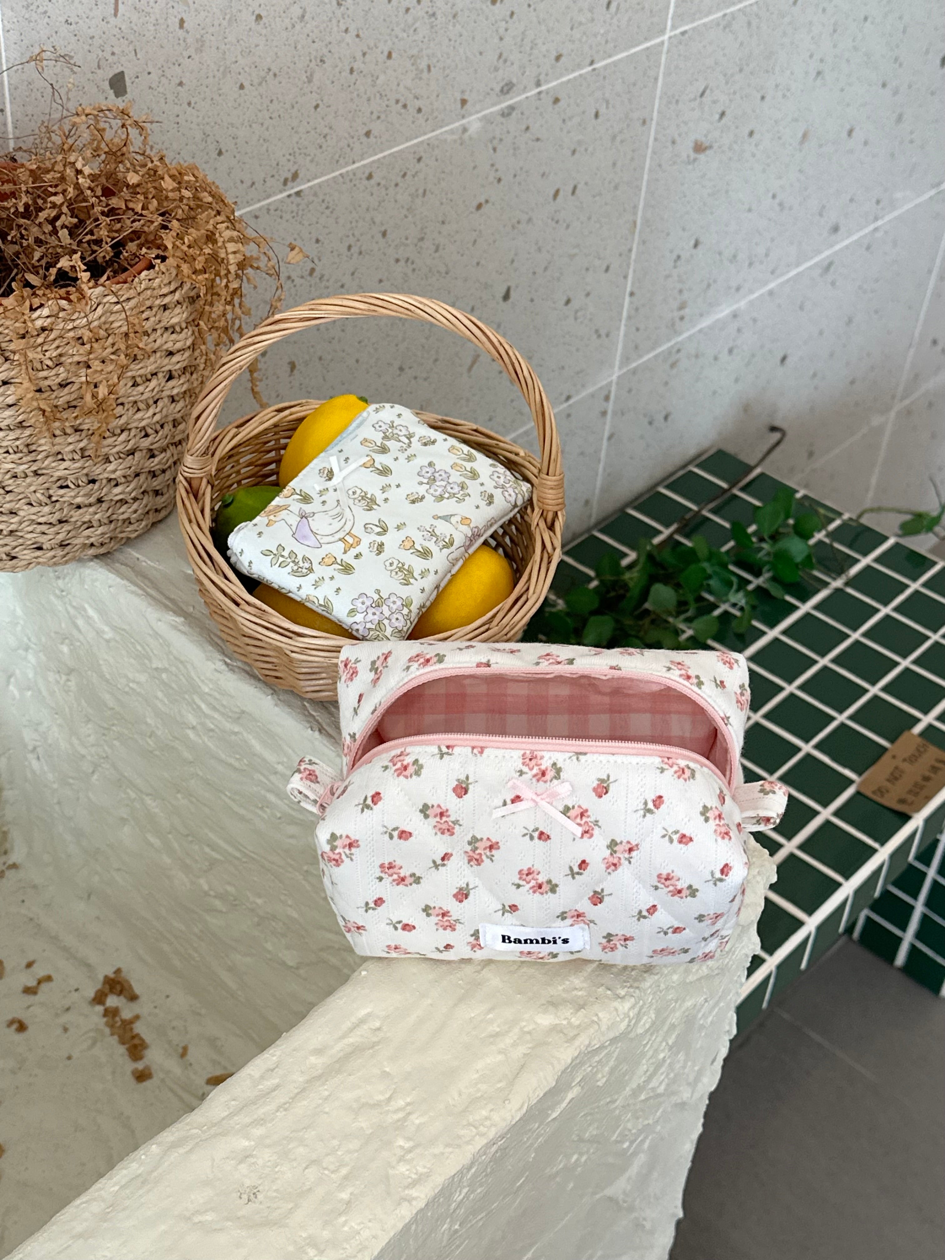 Cassie Make Up Pouch