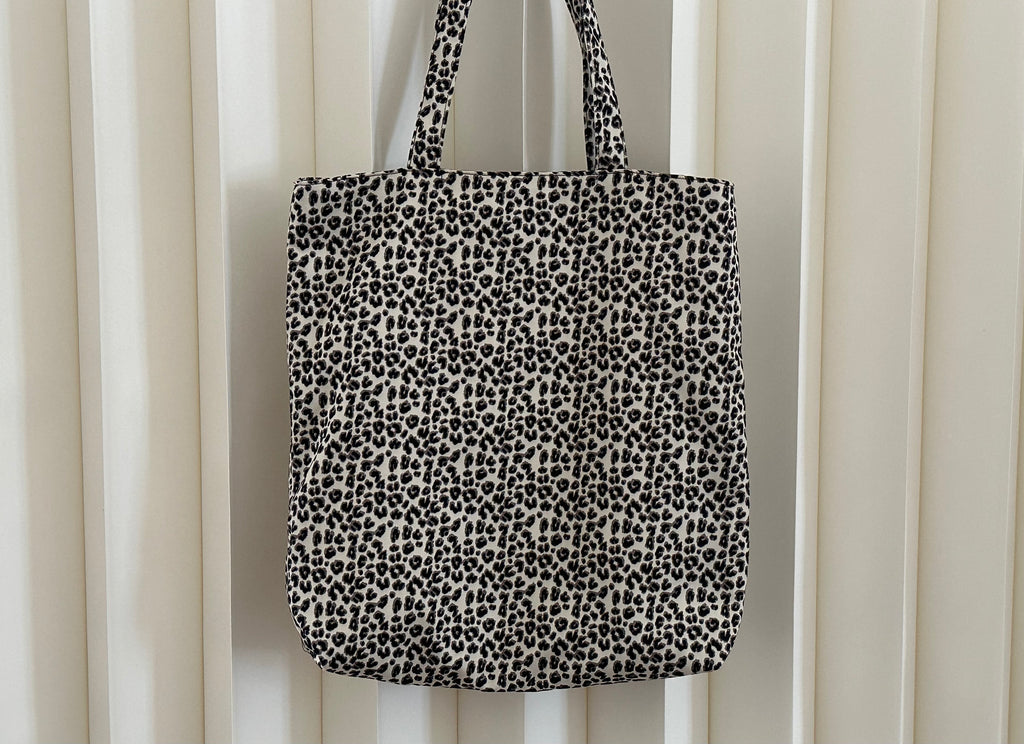 Leopard Prints Tote Bag