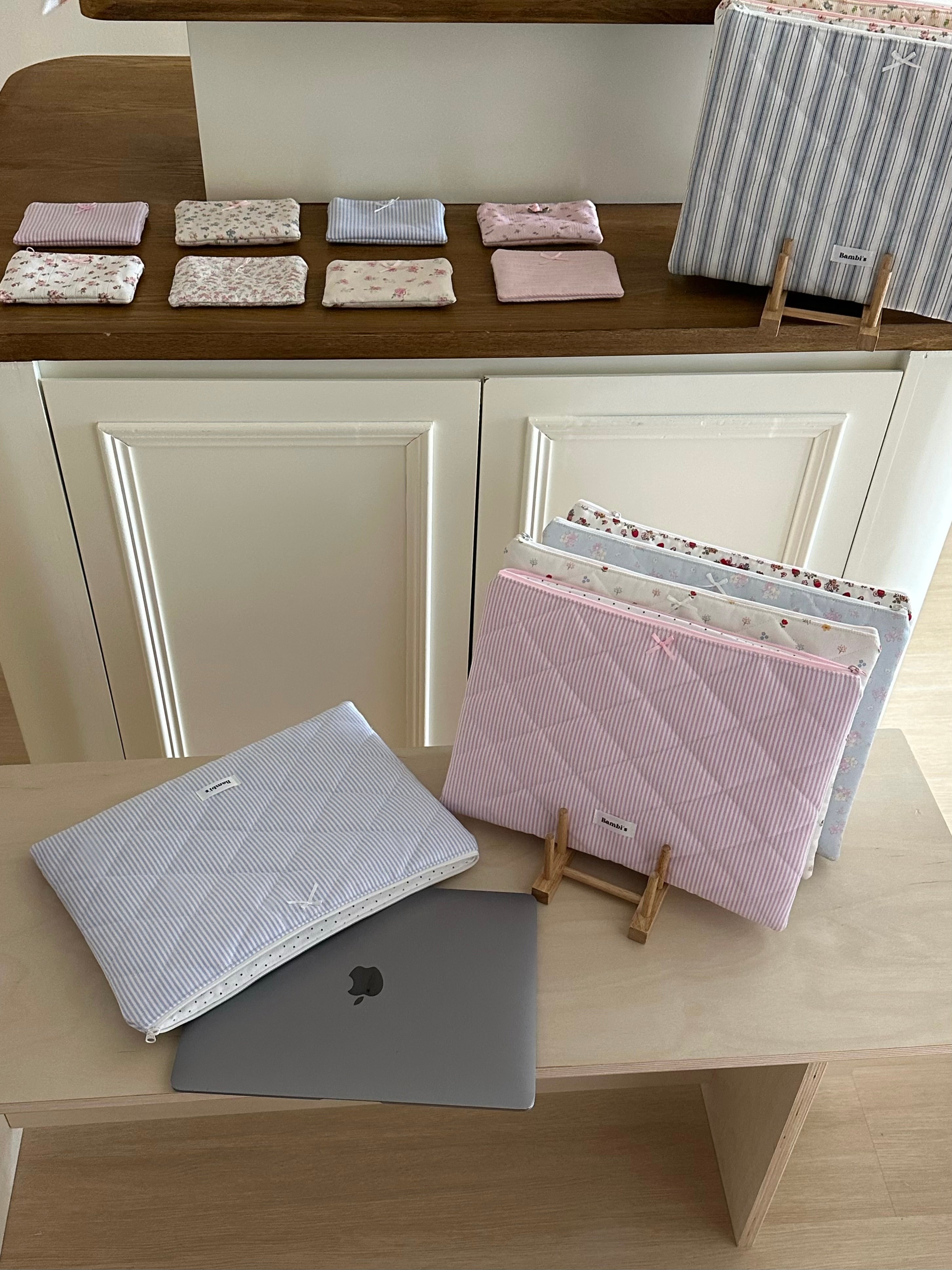 Hailey Laptop Sleeve (blue & pink)