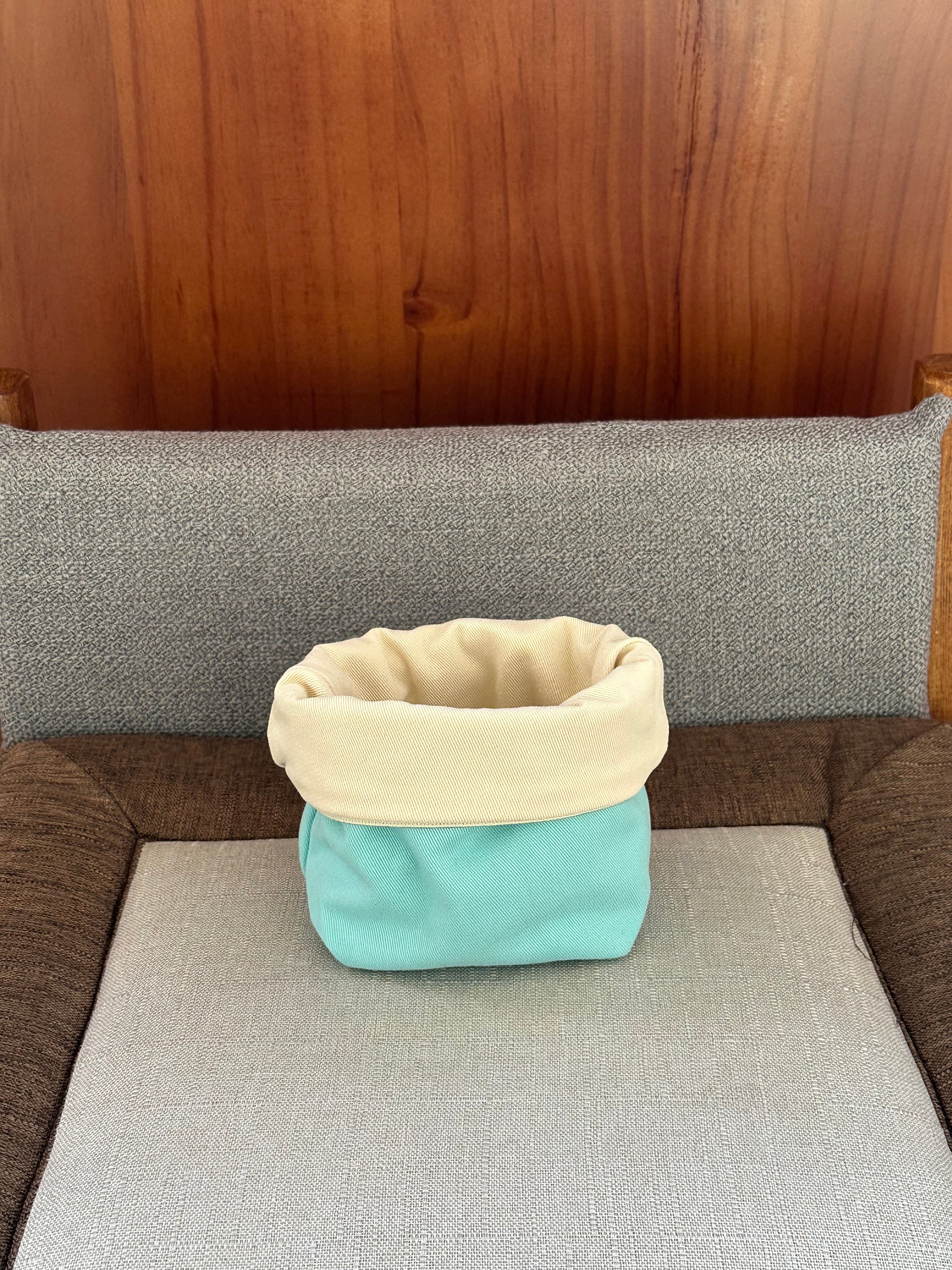 2 Tone Pouch