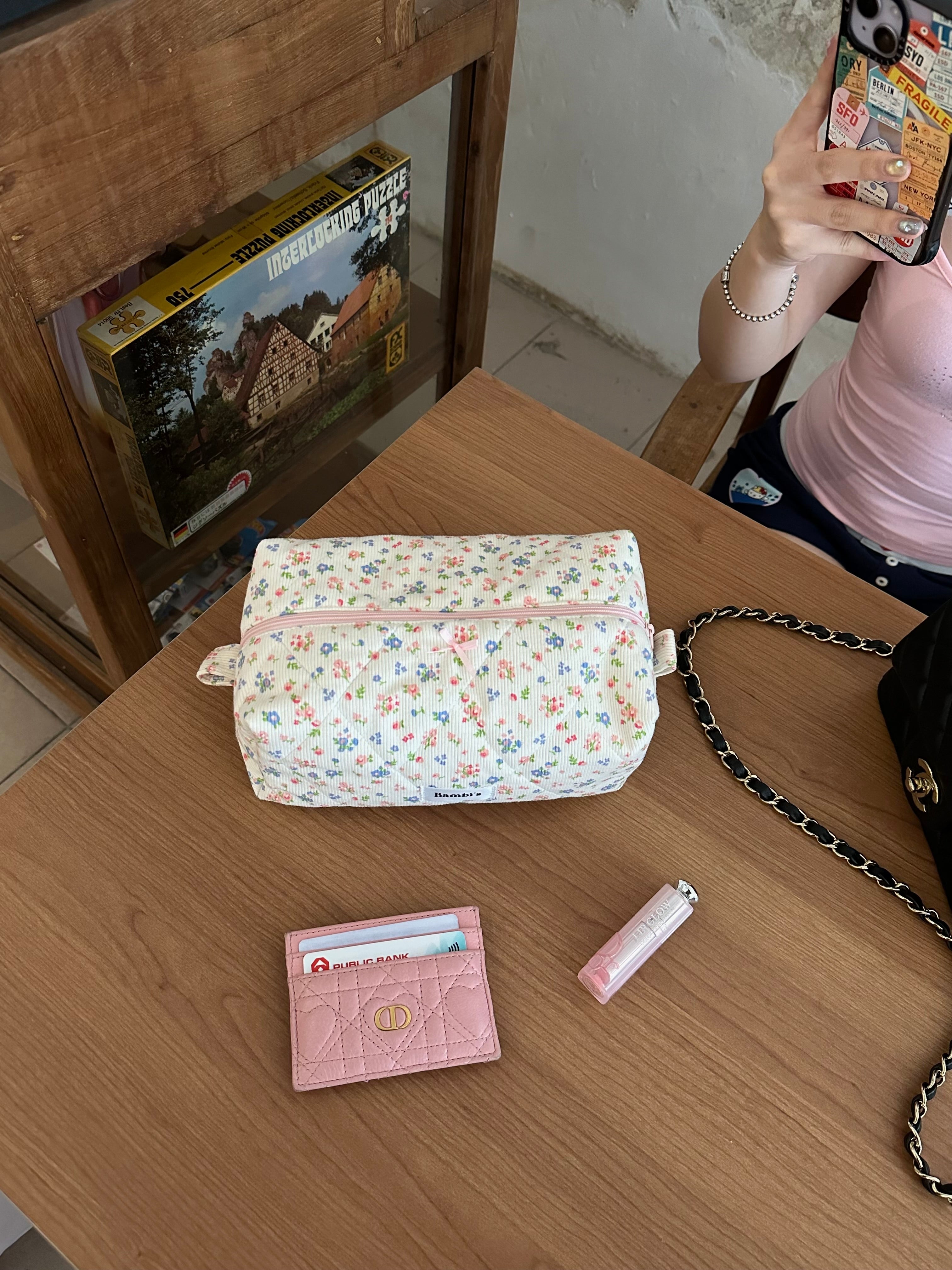 Magnolia Make Up Pouch
